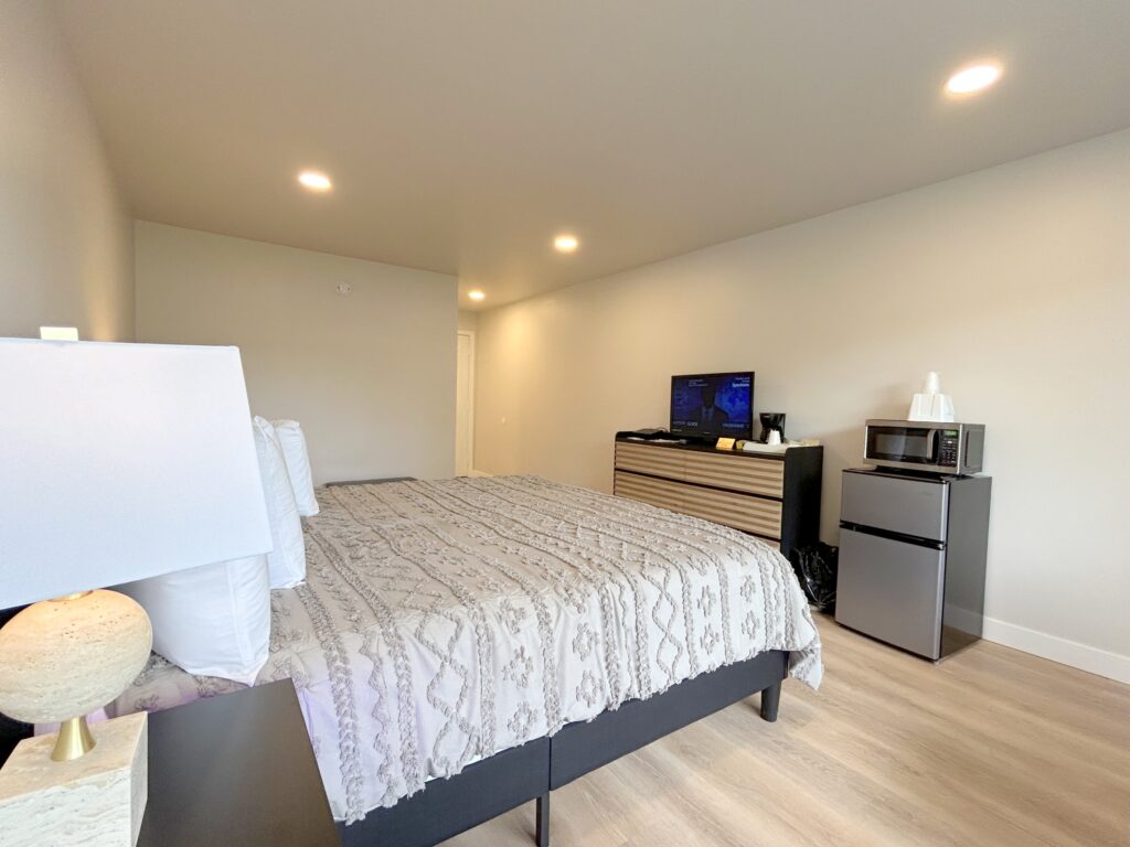 Rivergate Mountain lodge is located to attractions in pigeon forge